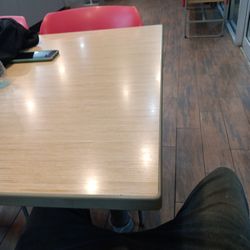 Dinning ROOM TABLE