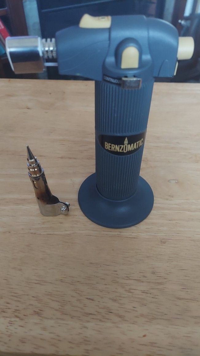 BERNZOMATIC Butane Torch Used Once $15.00 Firm