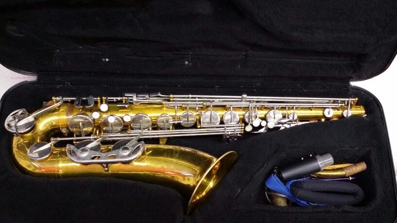 Conn 22M Tenor Saxophone