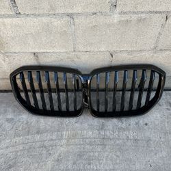 2019 2020 2021 2022 2023 BMW X5  GRILLE GRILL FRONT GRILLE BLACK OEM 