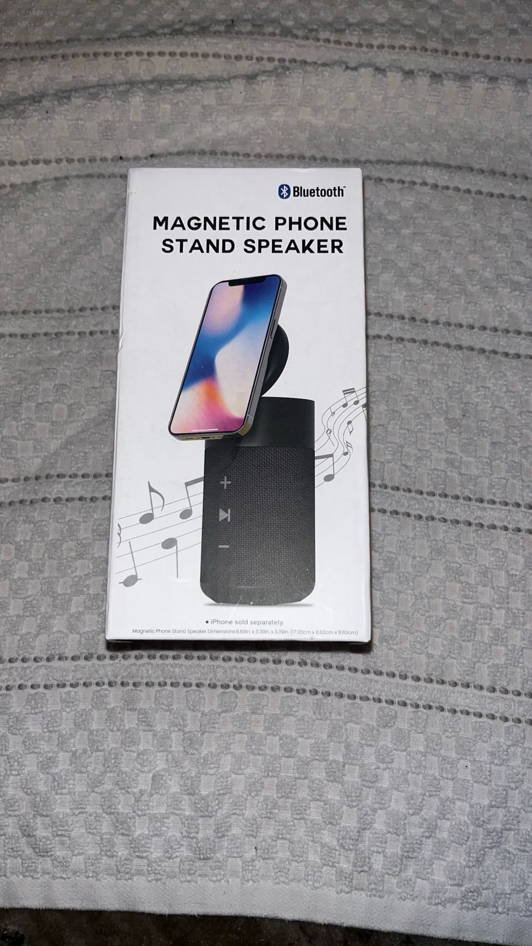 Bluetooth speaker with magnetic phone charger power bank