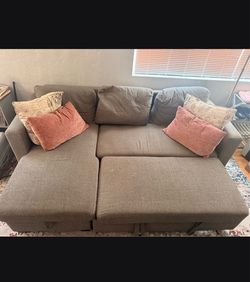 Fold out coach
