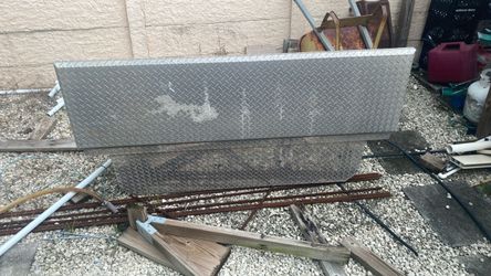 Aluminum truck toolbox