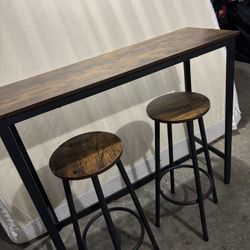 Kitchen Island With Bar Stools