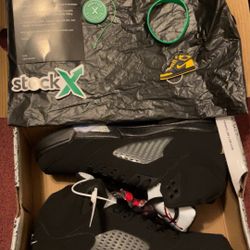 Jordan 5s Metallic black Size 10 