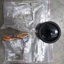 GlowShift 7 Color Tinted Volt Gauge