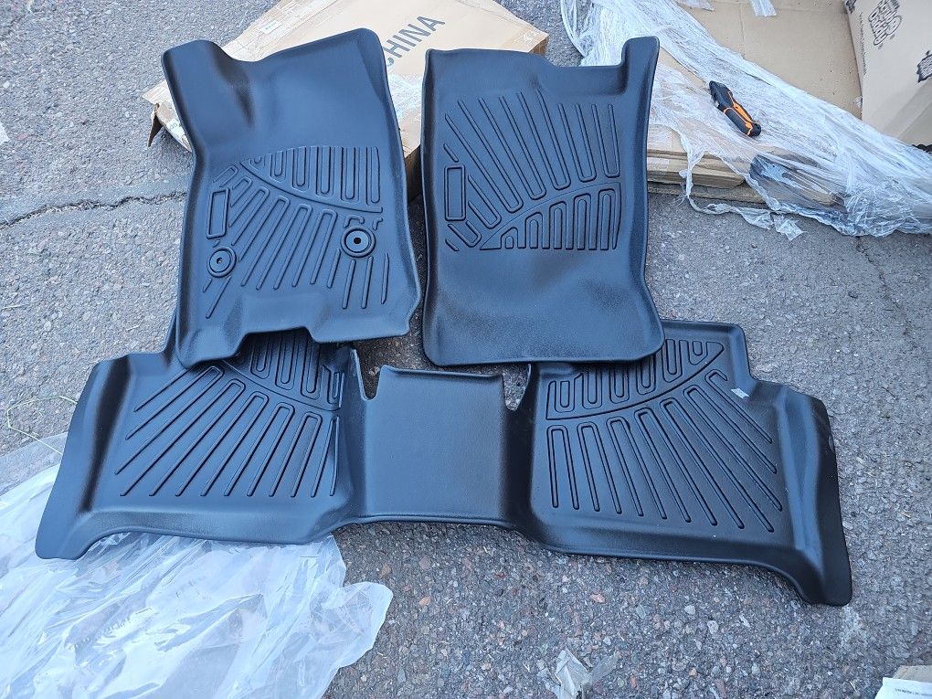 Brand New Gmc Colorado Floormates