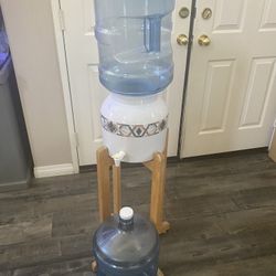 Water Dispenser