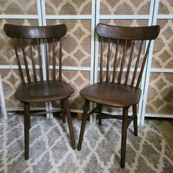 Pair of TON Style Bentwood Spindle chairs
