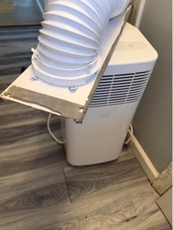 Portable AC 8000 btu like new