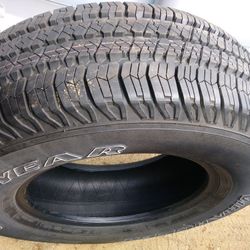 Jeep Goodyear wrangler sra p255/75/r17 new tire