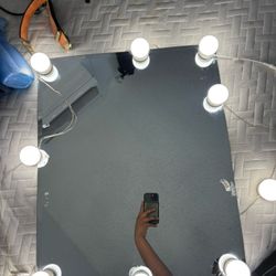 Vanity Mirror With Lightbulbs  Plugs Into Wall 