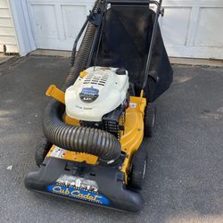 Cub Cadet 6.5 HP chipper shedder leaf vacuum