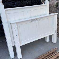 White twin bunk beds