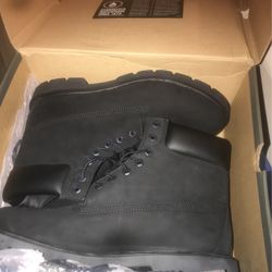 Never Worn All Black Timberlands 10.5