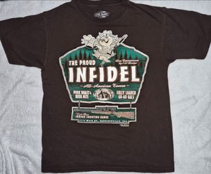 Vintage 2010 7.62 Design Men M Infidel Tavern Miss Piggy Parody T-Shirt Brown