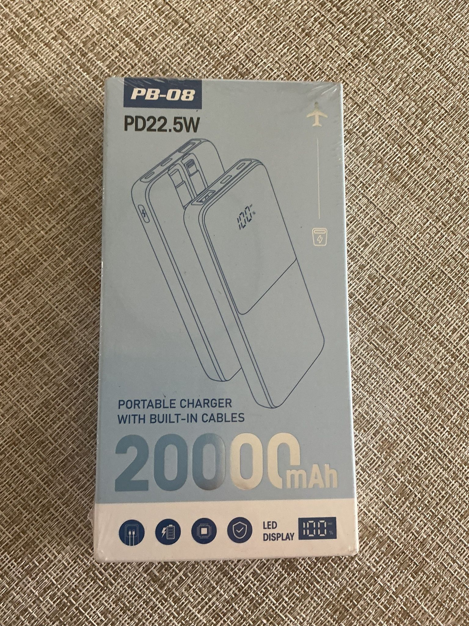 CFIAI portable charger for iPhone, Samsung and Android phones with built-in cables. 20,000mAh fast Charger.