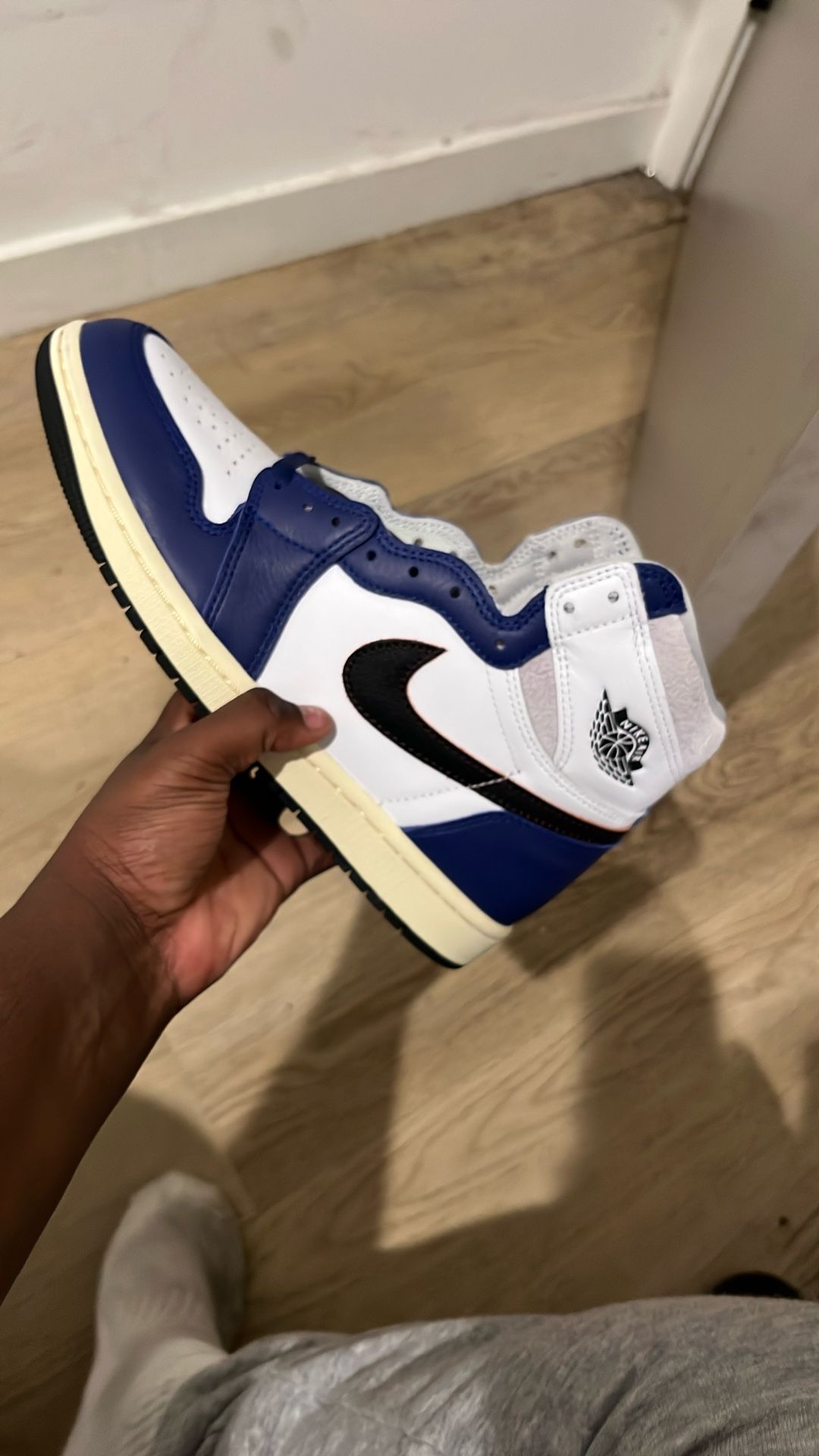 Ds Pair Of Jordan 1 Size 8.5 No Box