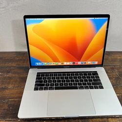 MacBook Pro 15” Touch Loaded 4 Music Recording/Video Editing/Film/Photos/Djn/ Antares,Waves,Logic,Ableton,Final Cut,Fl Studio, Adobe Suite & More!!