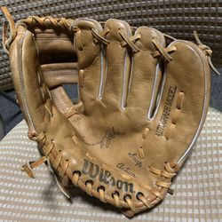 Wilson Tommy John 12” right hand throw baseball glove mitt - made in Korea 