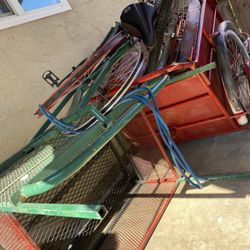 Tengo Tres Triciclos A La Venta 