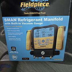 Fieldpiece SMAN SM382V Wireless 3-Port Refrigerant Manifold with Built-in Vacuum Gauge