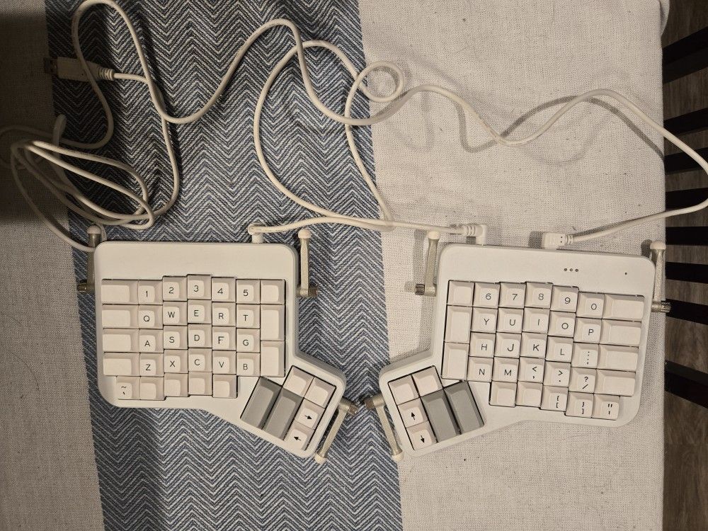 White ErgoDox EZ Ergonomic Mechanical Keyboard
