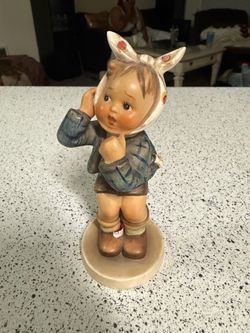 Boy With Toothache Goebel Hummel 217 TMK4 Figurine