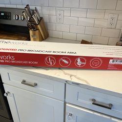 Desk Microphone Mount