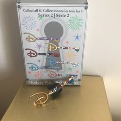  Disney Mystery Pin