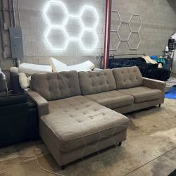 Beige/Tan Tufted Sectional
