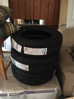 Solar 225 65 R17 brand new