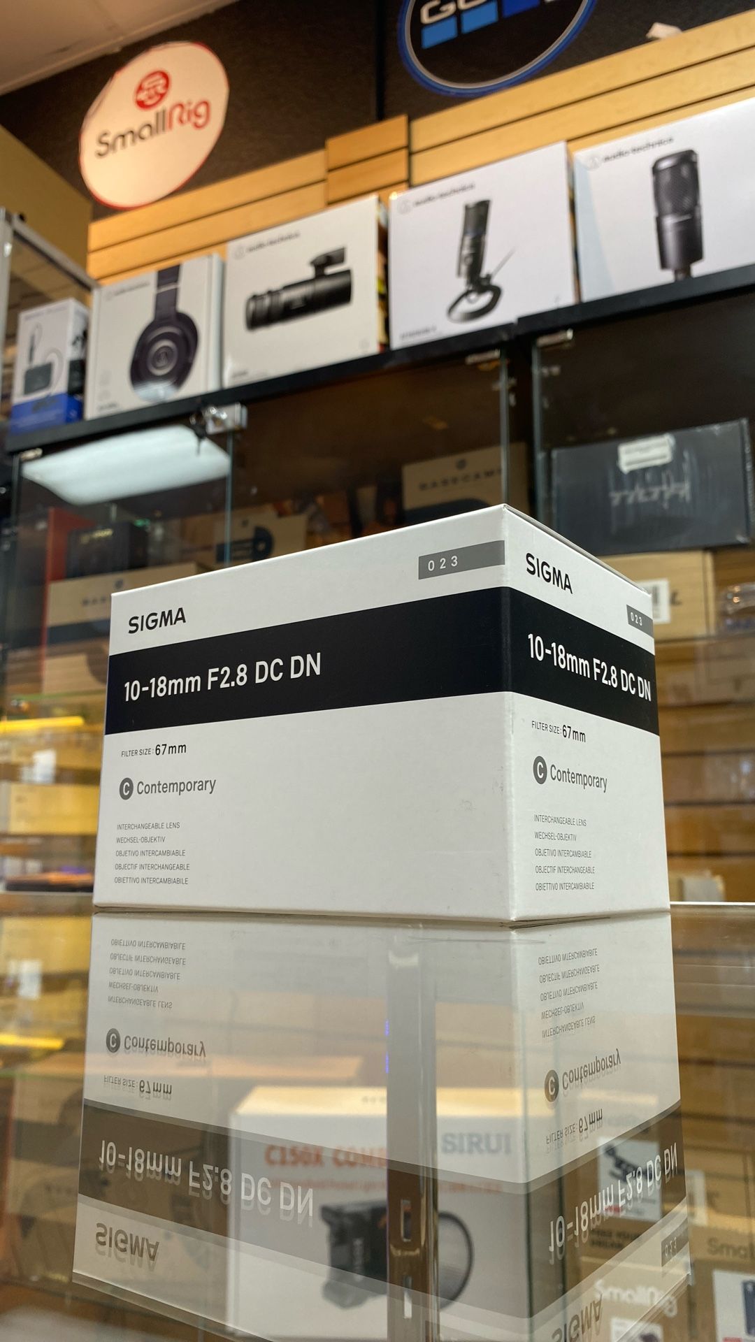 Sigma 10-18mm F/2.8 Camera Lens