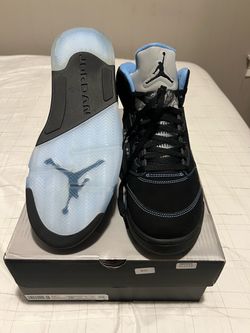 Size 10.5M Jordan 5 Retro Black blue University Blue (2026)