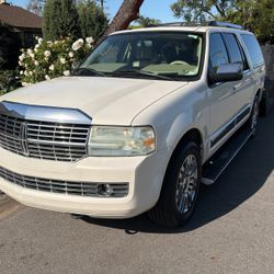 2007 Lincoln Navigator L 4x4