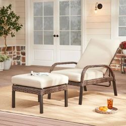 11-152 Wicker Reclining Chaise Lounge with Ottoman, Beige. New.