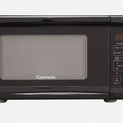 Kenmore 0.7 cu-ft Microwave - Black
