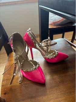 Ladies Dressy pink shoes