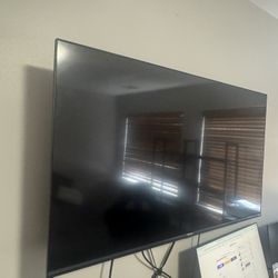 Tv 45” 