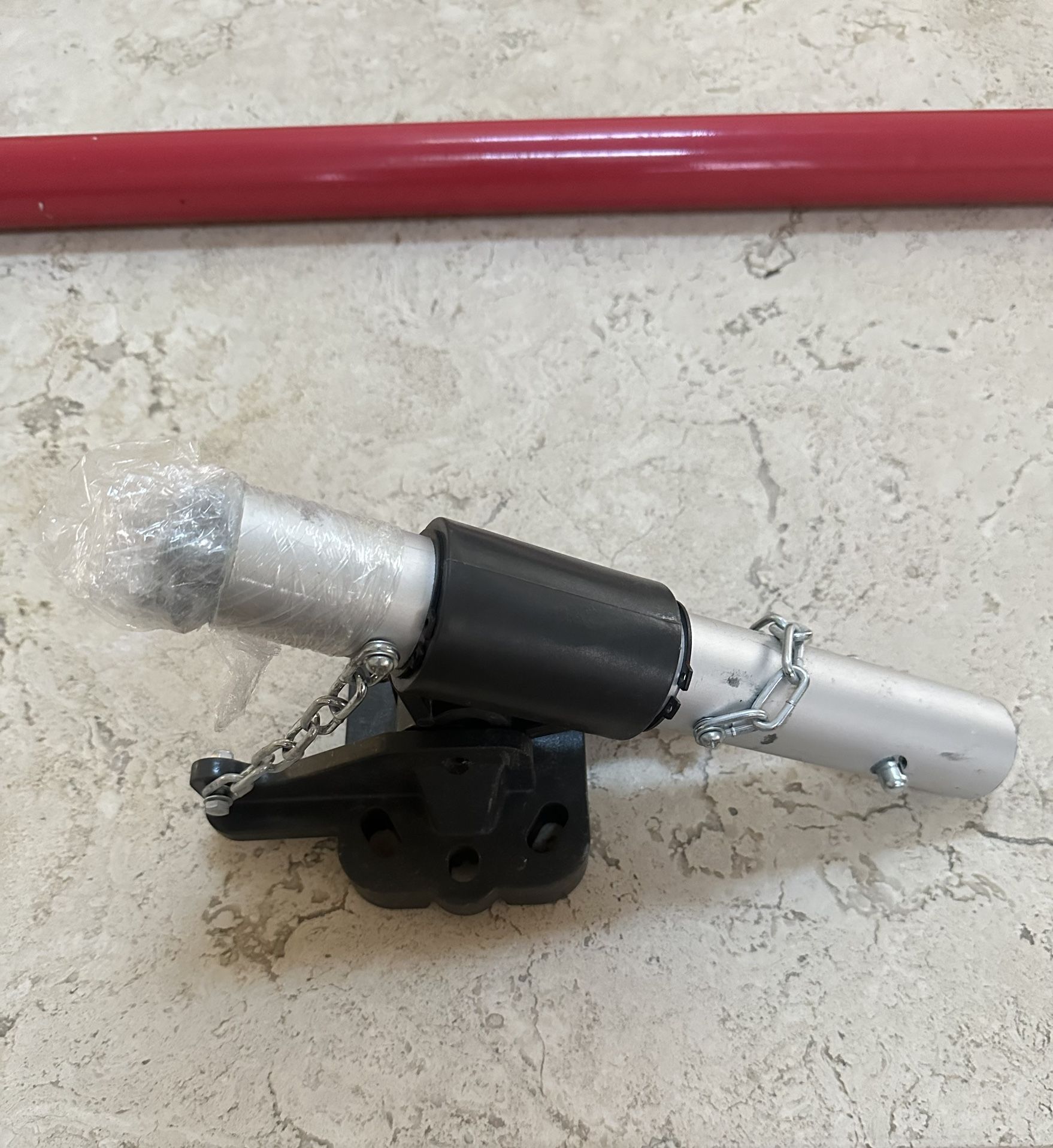 MARSHMALLTOWN 6’ BULL FLOAT POLE & ADJUSTABLE CHAIN BRACKET