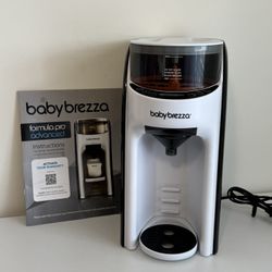 Baby Brezza Advanced Formula Dispenser Machine.
