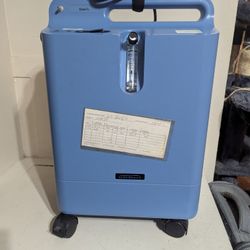 Everflo Oxygen Machine