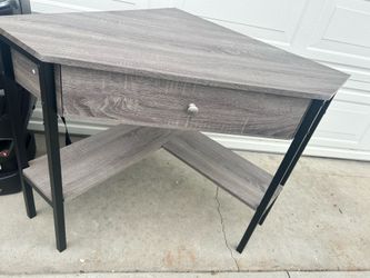 Corner Desk