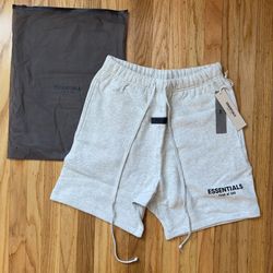 Essentials SS22 Light Oatmeal Shorts Size XS-XL