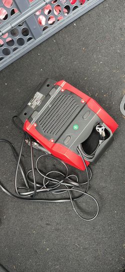 Tire compressor