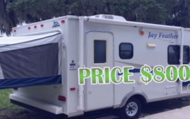 Photo LIKE NEW jayco jay feather 2010 GOOD CONDITION.$800