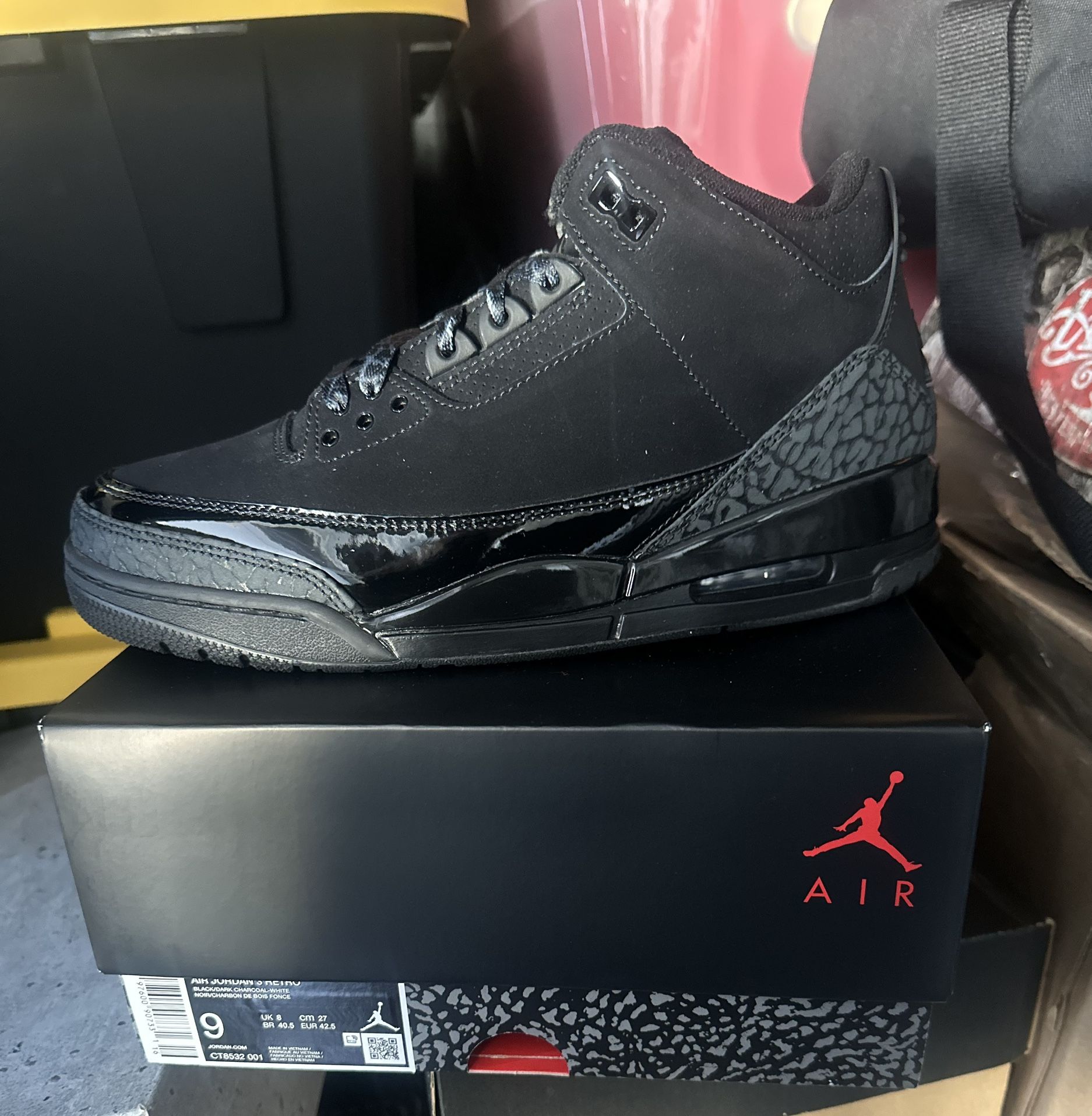Selling Black Cats Jordan 3