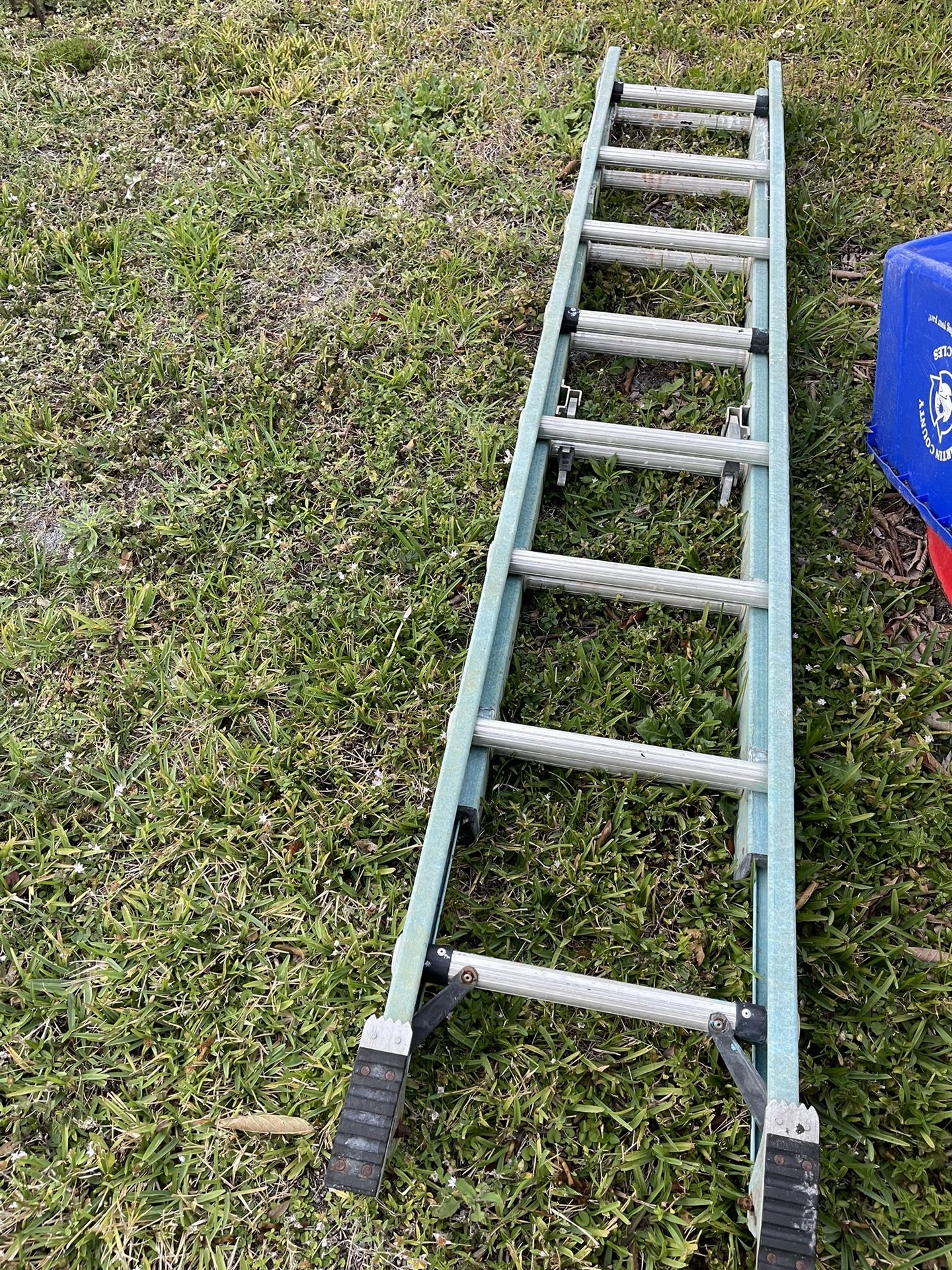 Old 16Ft Extensión ladder “” come And Get It For $38 “”