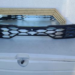 2025 KIA K5 GRILLE GRILL W/ CAMERA HOLE GENUINE FACTORY .DD1