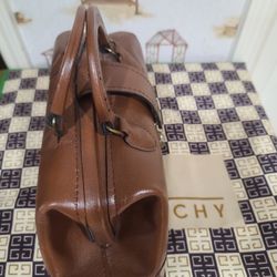 MCCOY  SURGICAL AND COLLEGE SUPPLIES  GENUINE LEATHER. 